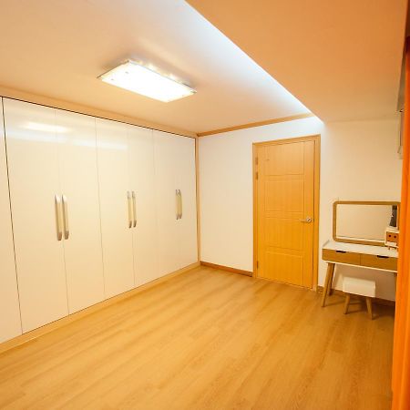 Jeju Sullem Pension Екстериор снимка