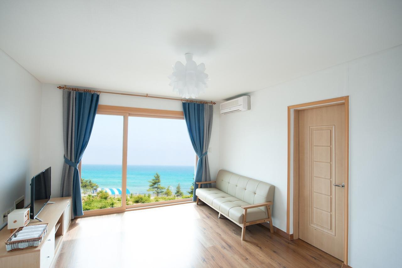 Jeju Sullem Pension Екстериор снимка